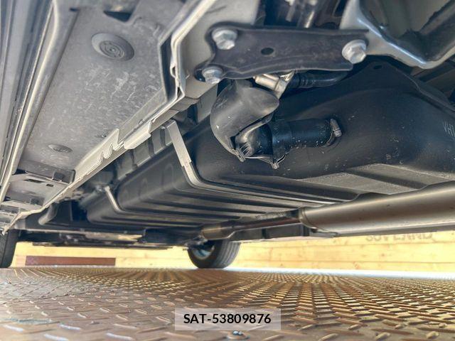 Toyota VOXY HYBRID 2023-12 6678728-19