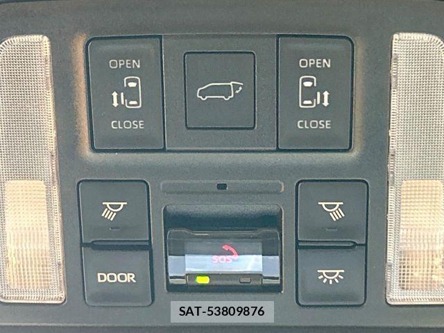 Toyota VOXY HYBRID 2023-12 6678728-4