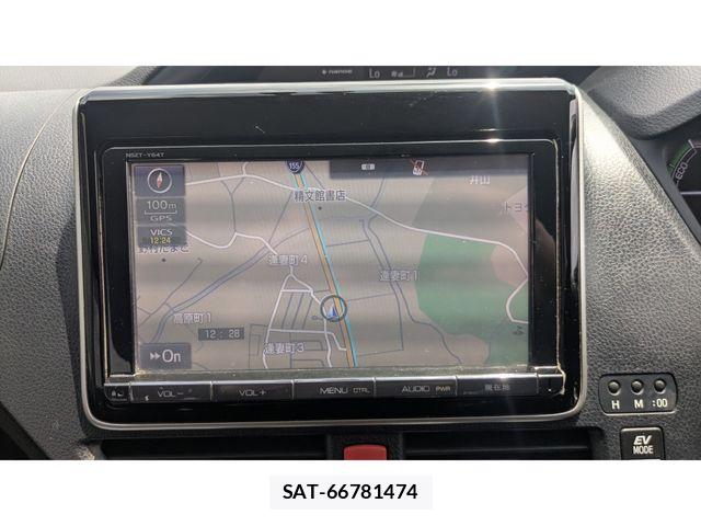 Toyota VOXY HYBRID 2015-01 6678768-21