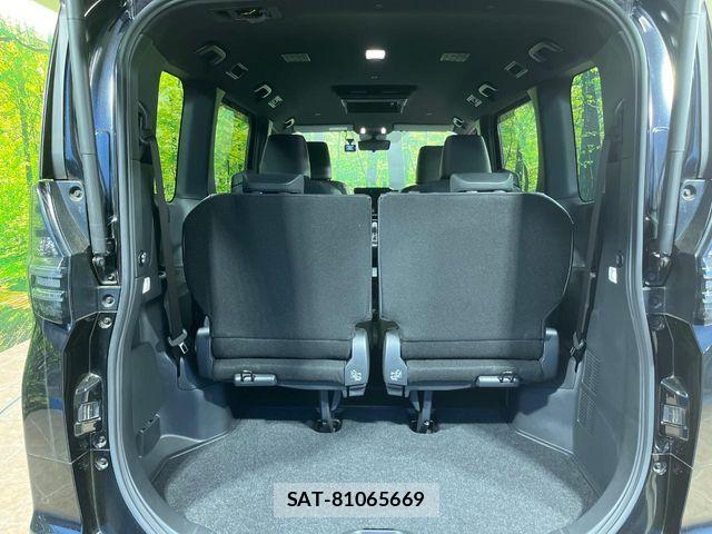 Toyota VOXY HYBRID 2024-07 6678732-10