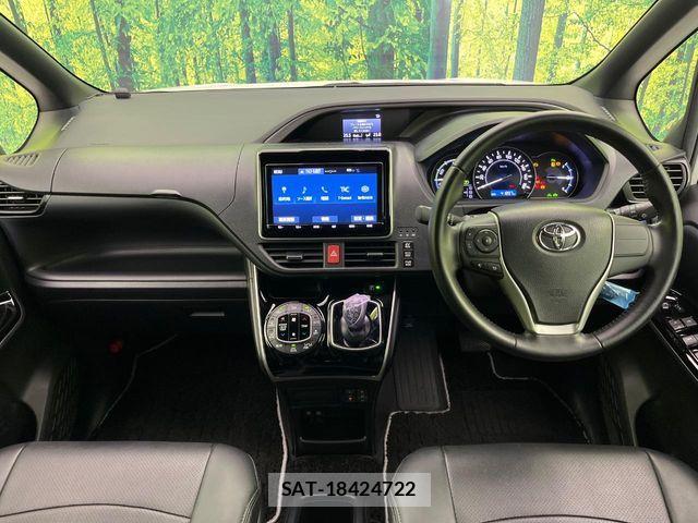 Toyota VOXY HYBRID 2019-05 6678753-1
