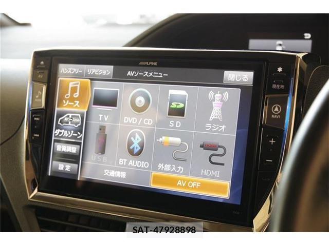 Toyota VOXY HYBRID 2016-02 6678760-4