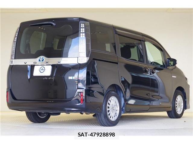 Toyota VOXY HYBRID 2016-02 6678760-8