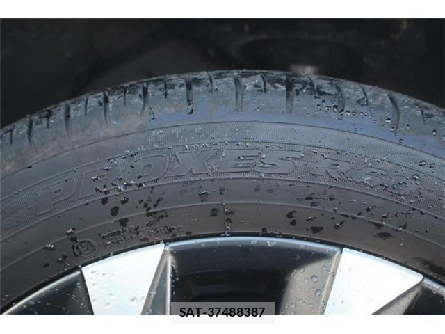 Toyota VOXY HYBRID 2025-07 6678746-10