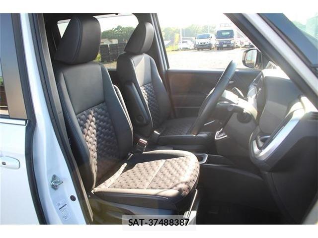 Toyota VOXY HYBRID 2025-07 6678746-19
