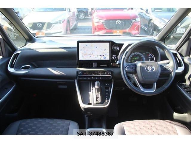 Toyota VOXY HYBRID 2025-07 6678746-22