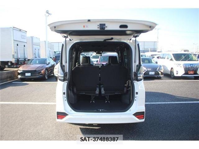 Toyota VOXY HYBRID 2025-07 6678746-26