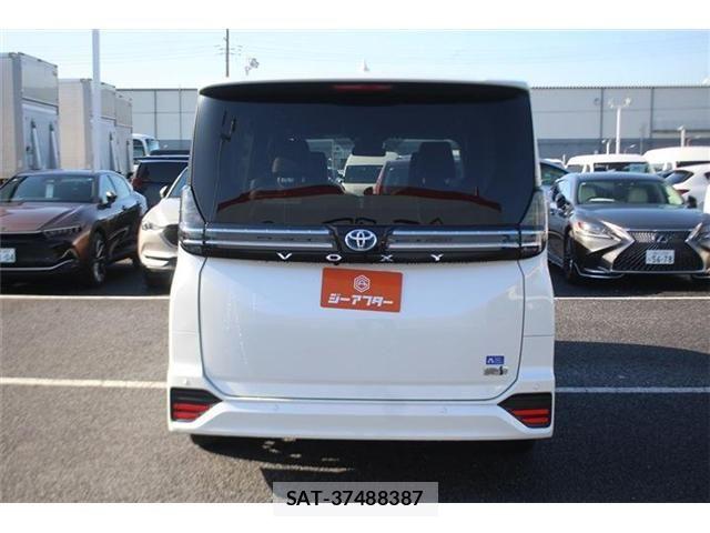 Toyota VOXY HYBRID 2025-07 6678746-7