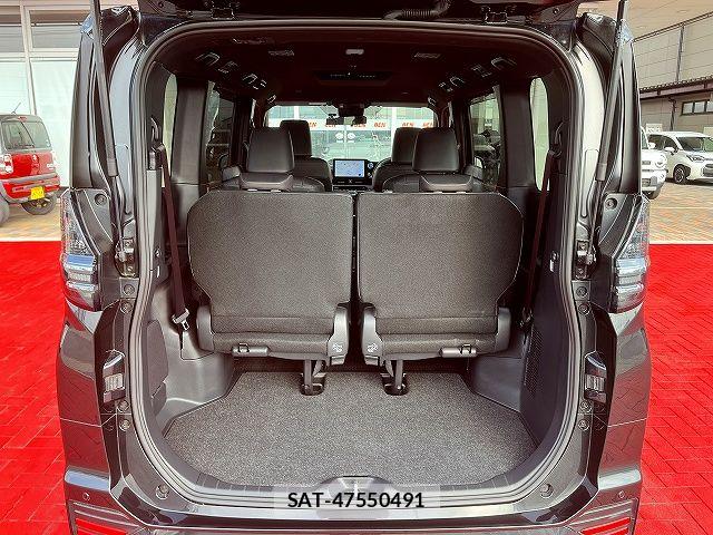 Toyota VOXY HYBRID 2022-12 6678745-20