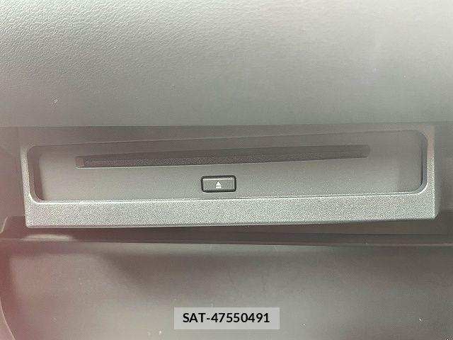 Toyota VOXY HYBRID 2022-12 6678745-23