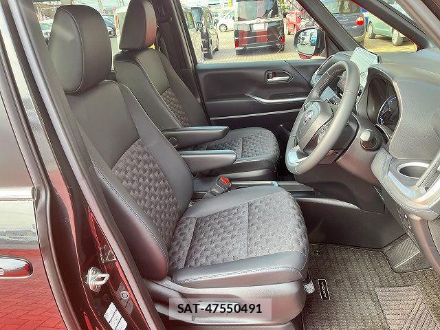 Toyota VOXY HYBRID 2022-12 6678745-3