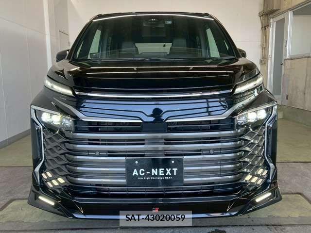 Toyota VOXY HYBRID 2022-10 6678747-16