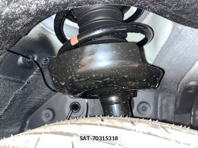 Toyota VOXY HYBRID 2026-04 6678713-19