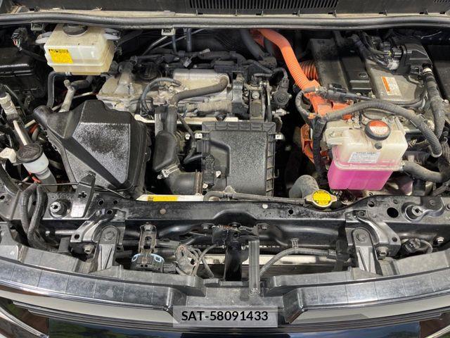 Toyota VOXY HYBRID 2015-03 6678764-18
