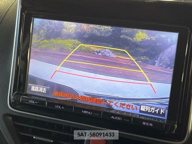 Toyota VOXY HYBRID 2015-03 6678764-6