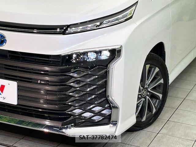 Toyota VOXY HYBRID 2025-10 6678724-11