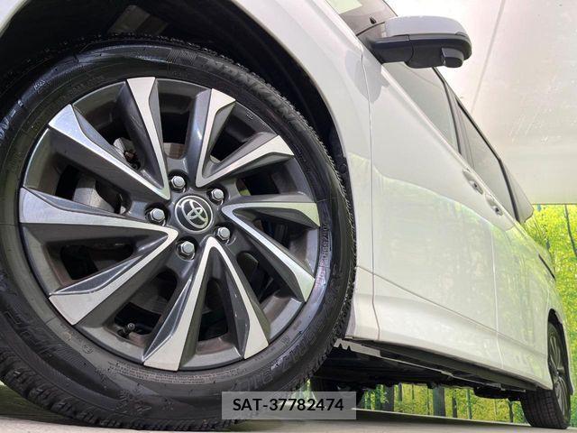 Toyota VOXY HYBRID 2025-10 6678724-12