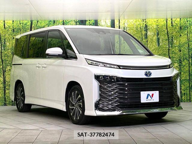 Toyota VOXY HYBRID 2025-10 6678724-15