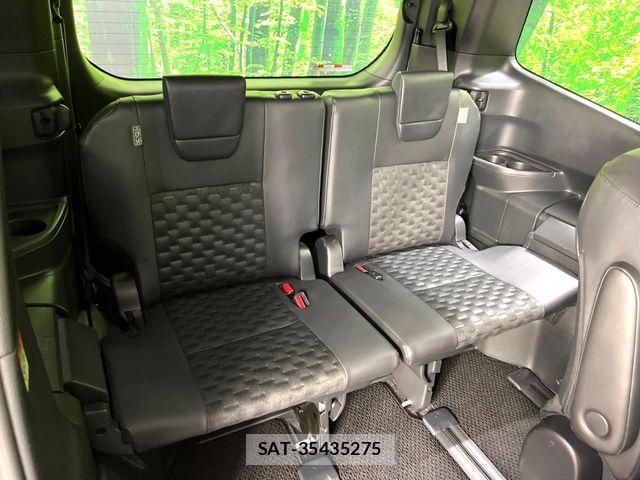 Toyota VOXY HYBRID 2025-10 6678741-9
