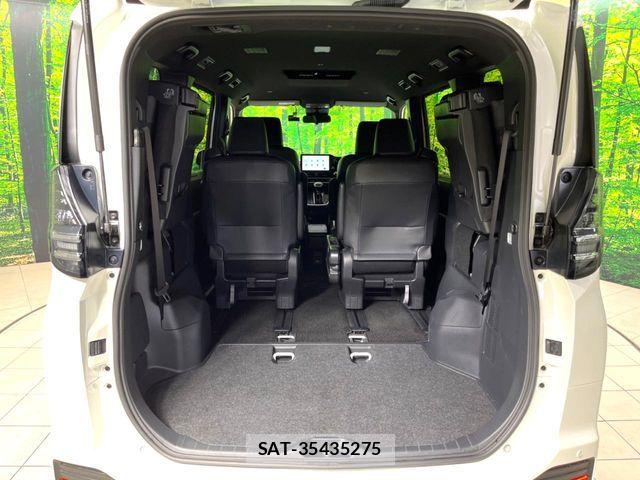 Toyota VOXY HYBRID 2025-10 6678741-10