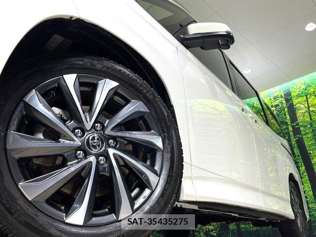 Toyota VOXY HYBRID 2025-10 6678741-13