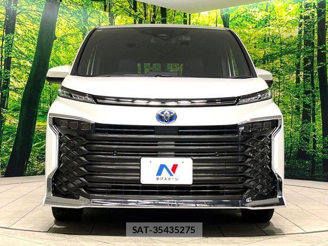 Toyota VOXY HYBRID 2025-10 6678741-14