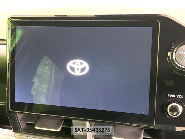 Toyota VOXY HYBRID 2025-10 6678741-3