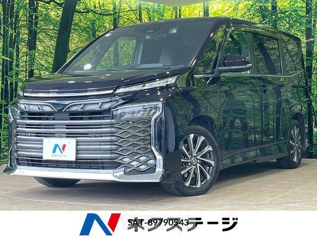 Toyota VOXY HYBRID 2023-09 6678735-0