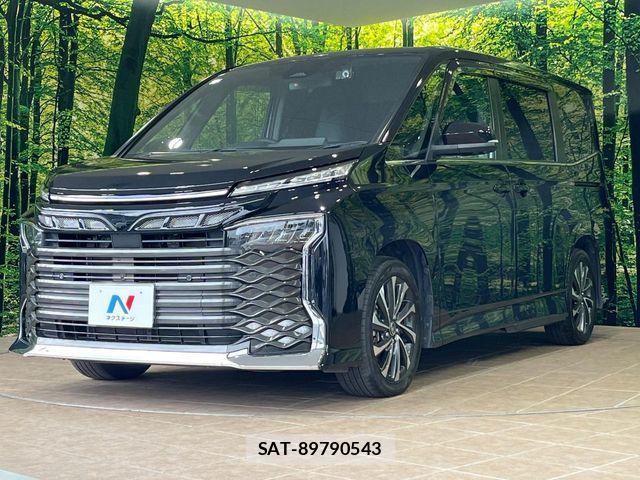Toyota VOXY HYBRID 2023-09 6678735-18