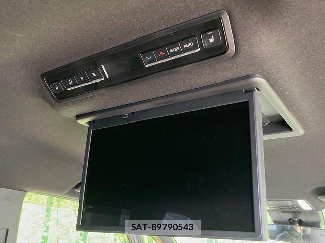 Toyota VOXY HYBRID 2023-09 6678735-2