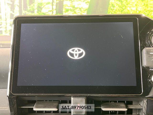 Toyota VOXY HYBRID 2023-09 6678735-3