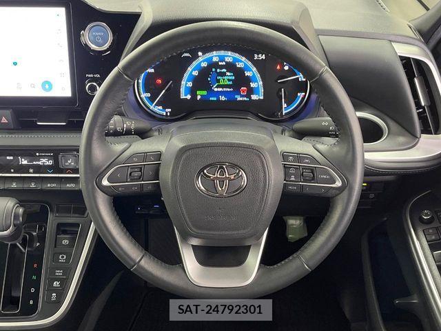 Toyota VOXY HYBRID 2022-10 6678744-10