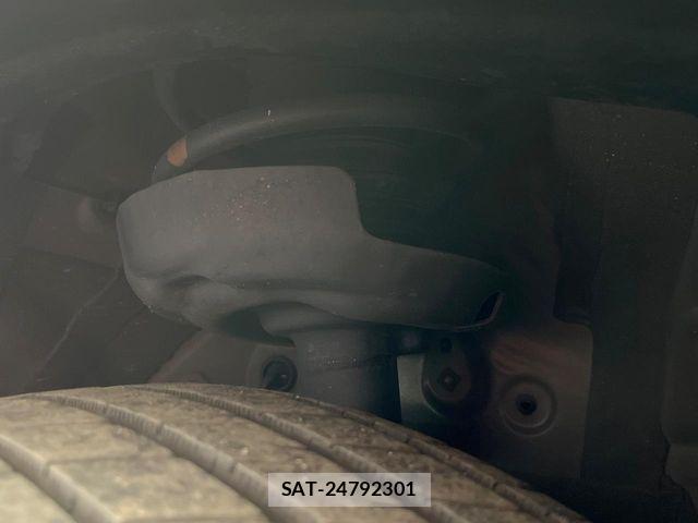 Toyota VOXY HYBRID 2022-10 6678744-18
