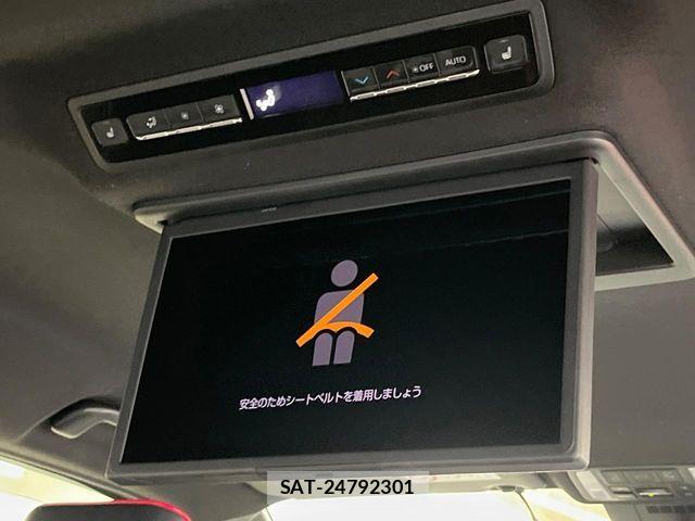 Toyota VOXY HYBRID 2022-10 6678744-2
