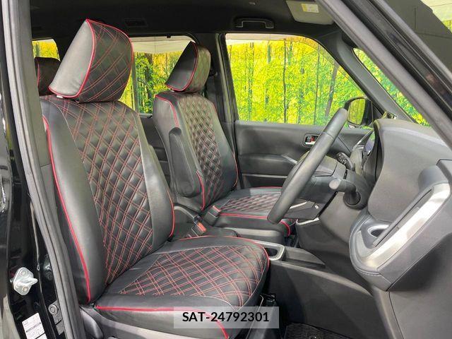 Toyota VOXY HYBRID 2022-10 6678744-6