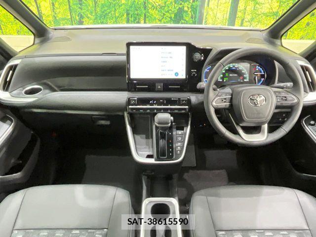Toyota VOXY HYBRID 2026-01 6678719-1