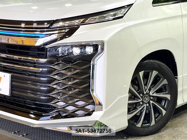 Toyota VOXY HYBRID 2025-10 6678714-12
