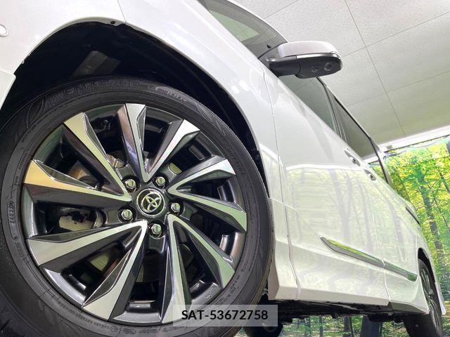 Toyota VOXY HYBRID 2025-10 6678714-13