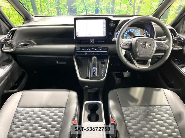 Toyota VOXY HYBRID 2025-10 6678714-1