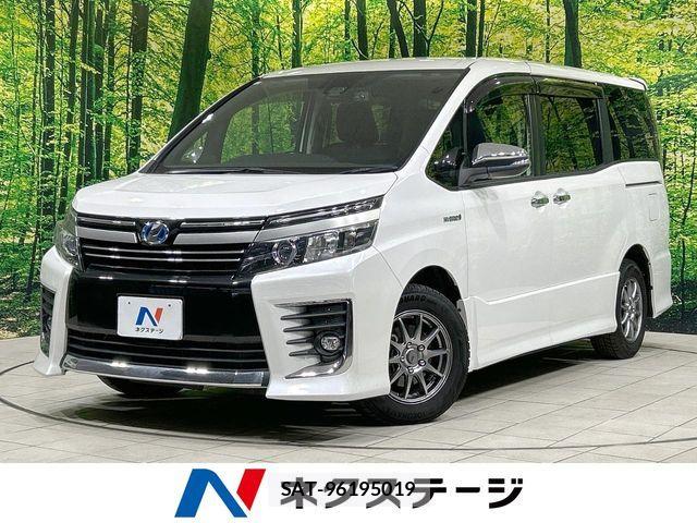 Toyota VOXY HYBRID 2017-06 6678759-0
