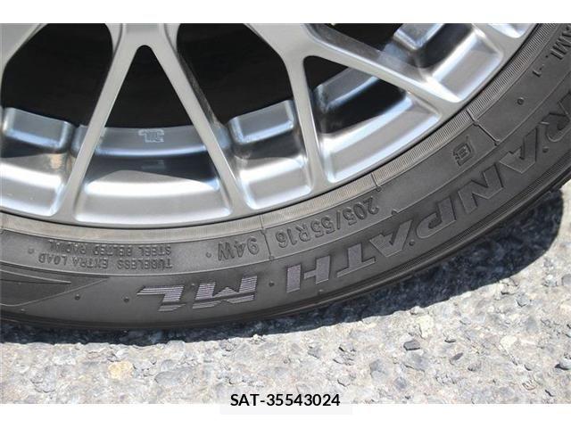 Toyota VOXY HYBRID 2016-08 6678761-27