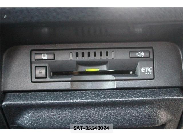 Toyota VOXY HYBRID 2016-08 6678761-4