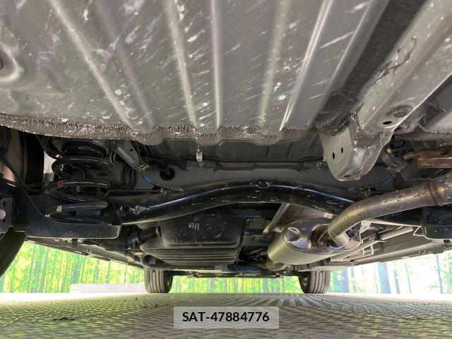 Toyota VOXY HYBRID 2023-02 6678734-19