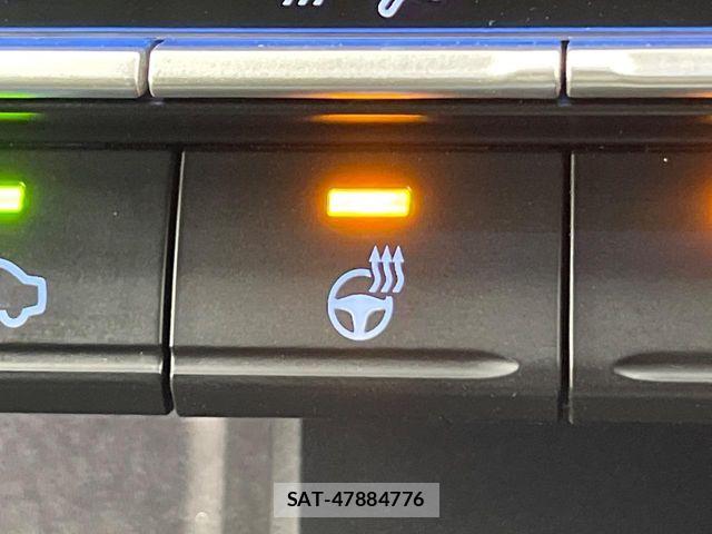 Toyota VOXY HYBRID 2023-02 6678734-7