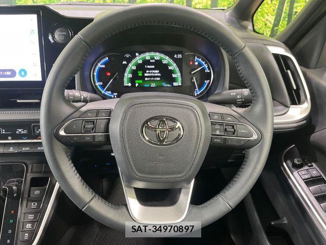Toyota VOXY HYBRID 2025-10 6678743-11