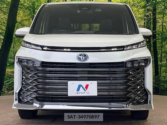 Toyota VOXY HYBRID 2025-10 6678743-14