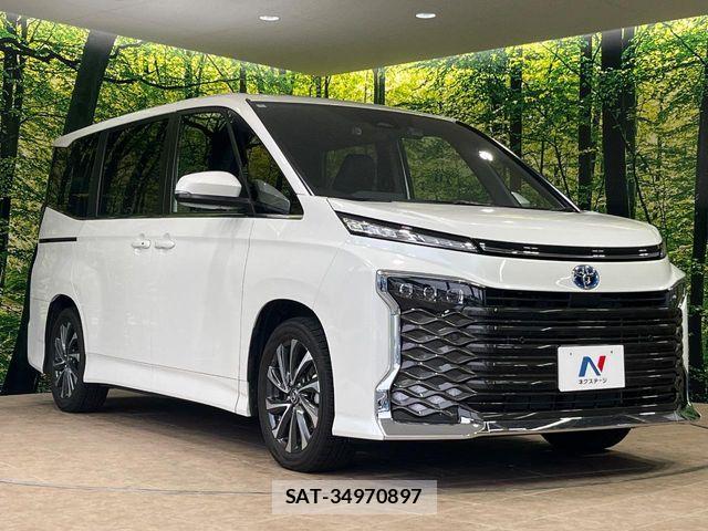 Toyota VOXY HYBRID 2025-10 6678743-16