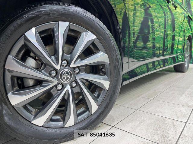 Toyota VOXY HYBRID 2022-11 6678737-15