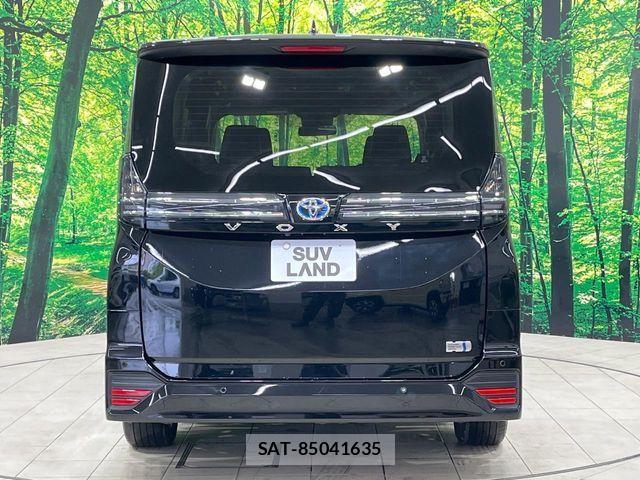 Toyota VOXY HYBRID 2022-11 6678737-17