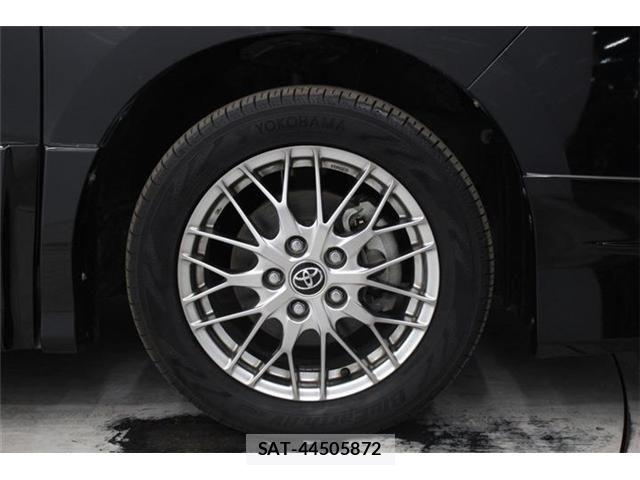 Toyota VOXY HYBRID 2018-09 6684073-22